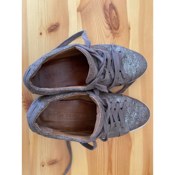 Gentle Souls by Kenneth Cole Women's Haddie Low Profile Fashion Sneaker Size 8.5 - Picture 5 of 12